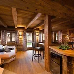 Chaletdorf Auszeit シャレー