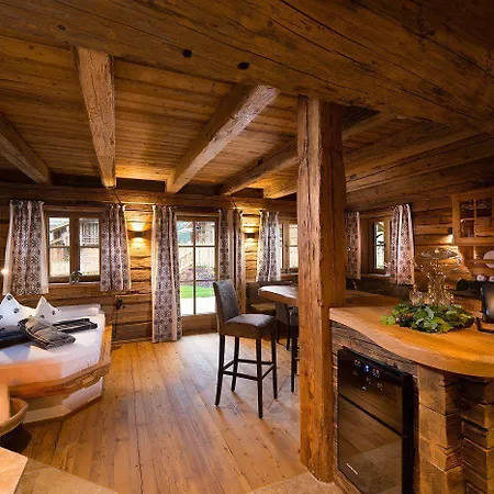 Chaletdorf Auszeit شاليه