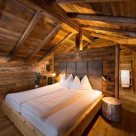 Chaletdorf Auszeit Alpstuga Hüttschlag