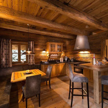 Chaletdorf Auszeit شاليه